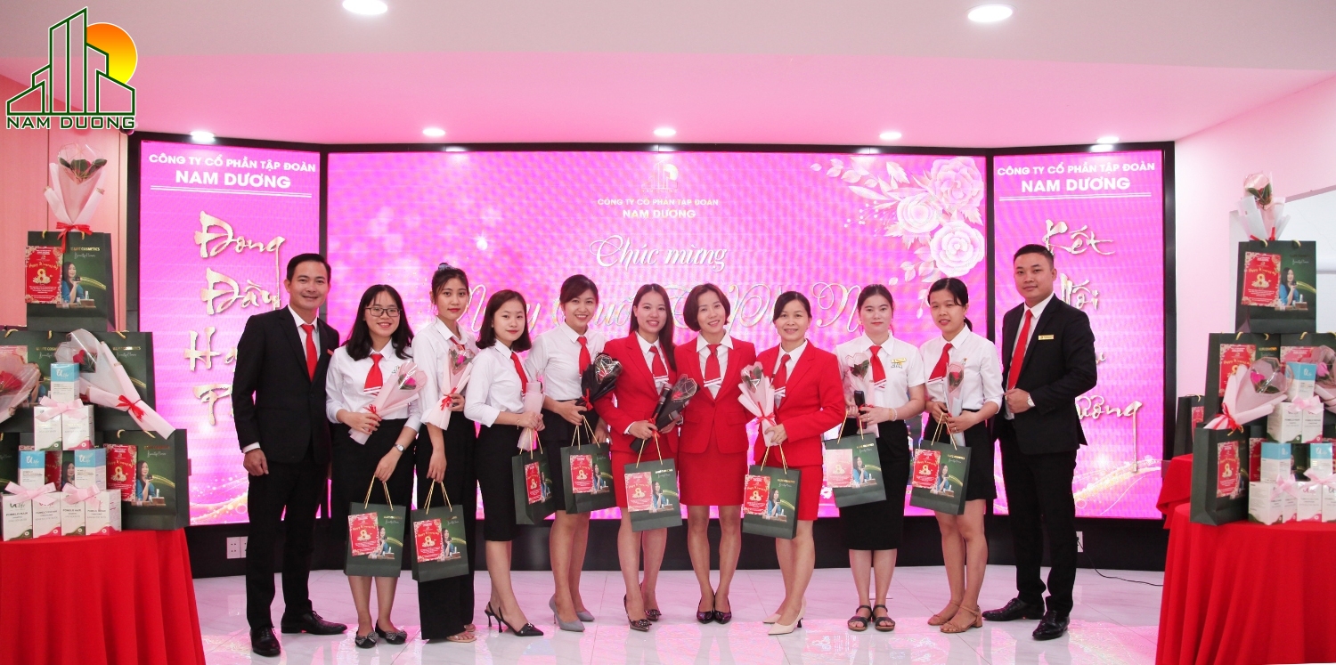 Tập đoàn Nam Dương trao quà 8/3 cho các CB-CNV nữ